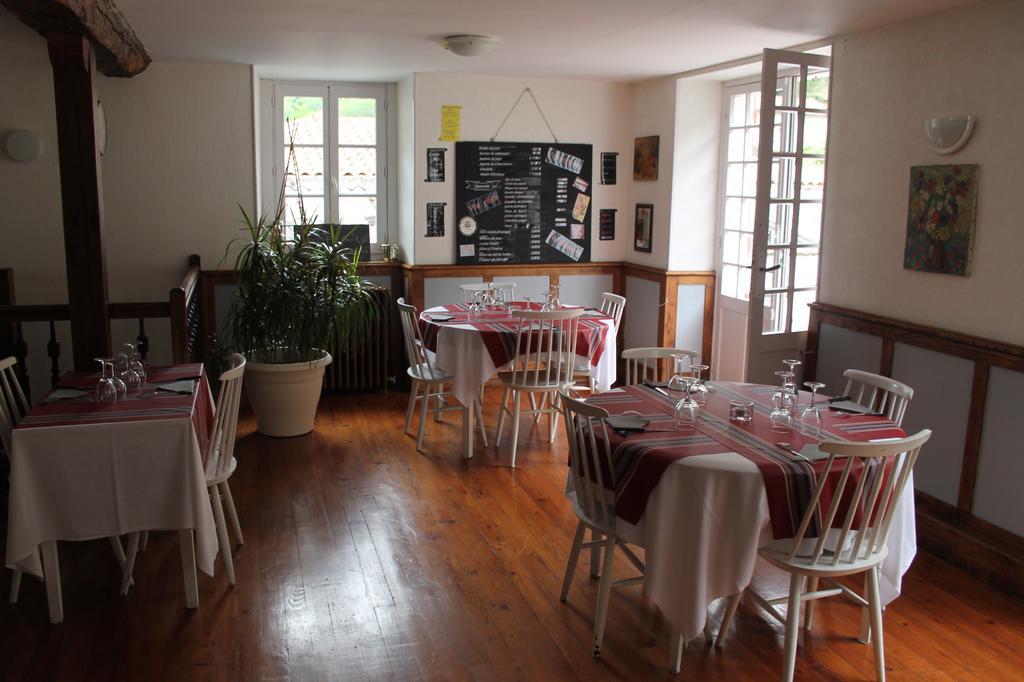 Hotel Le Clementenia Arnéguy Εξωτερικό φωτογραφία