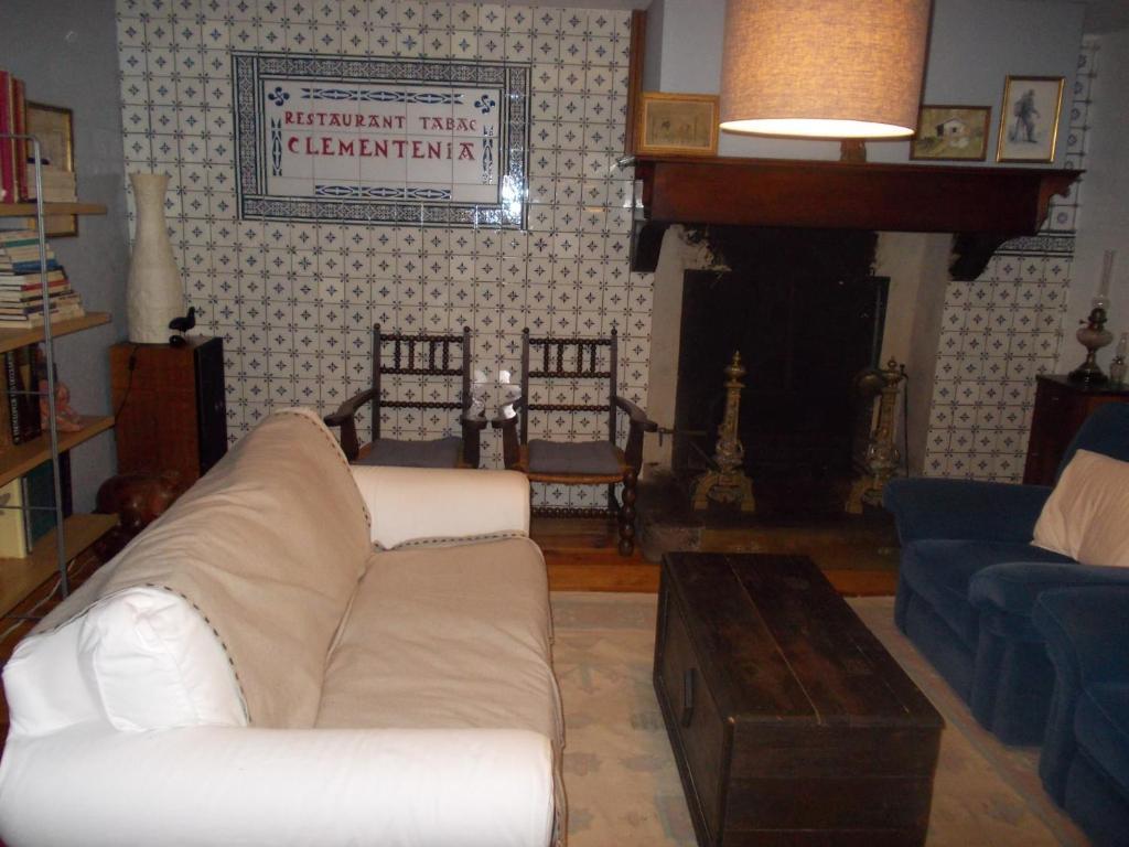 Hotel Le Clementenia Arnéguy Εξωτερικό φωτογραφία